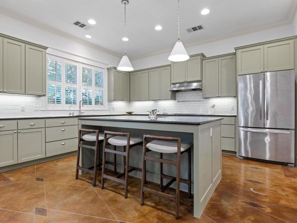 1106 Maufrais ST, Austin TX 78703