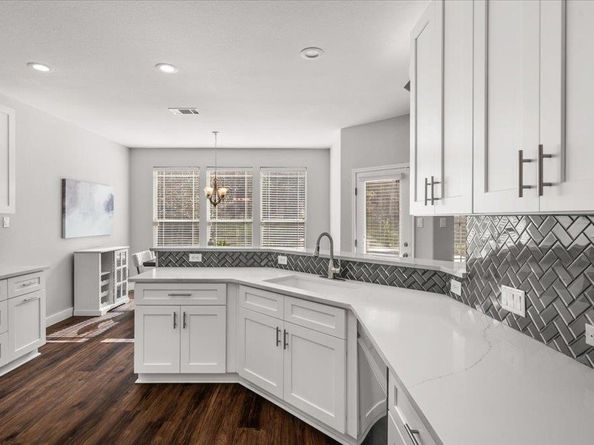 2805 Alsatia DR, Austin TX 78748