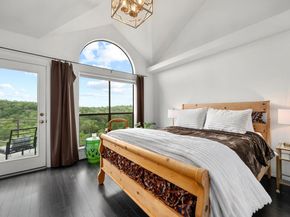 6905 Crosby CIR 16, Austin TX 78746