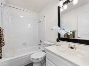 6905 Crosby CIR 16, Austin TX 78746