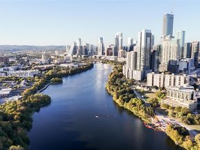 49 Navasota ST 102, Austin TX 78702