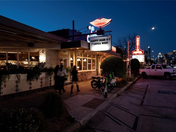 49 Navasota ST 102, Austin TX 78702