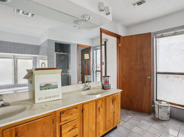 4800 Leeward CT, Austin TX 78731
