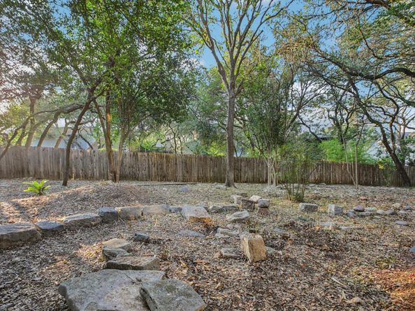 4800 Leeward CT, Austin TX 78731