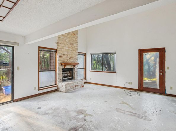 4800 Leeward CT, Austin TX 78731