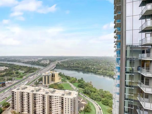 48 East Ave 1305, Austin TX 78701