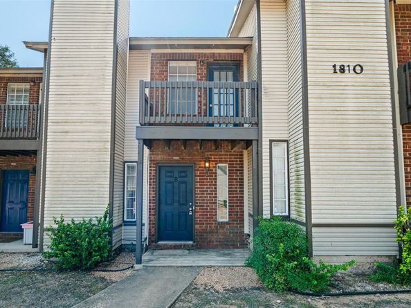 1810 River Crossing CIR B, Austin TX 78741