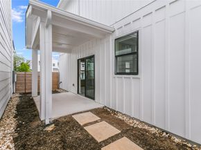 7601 Cooper LN 25, Austin TX 78745