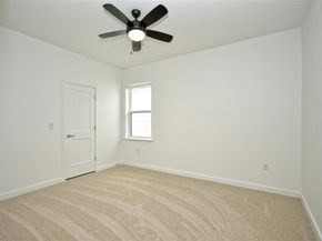 7601 Cooper LN 25, Austin TX 78745