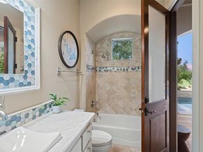 216 Golden Bear DR, Lakeway TX 78738