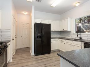 10215 Maydelle DR 271, Austin TX 78748