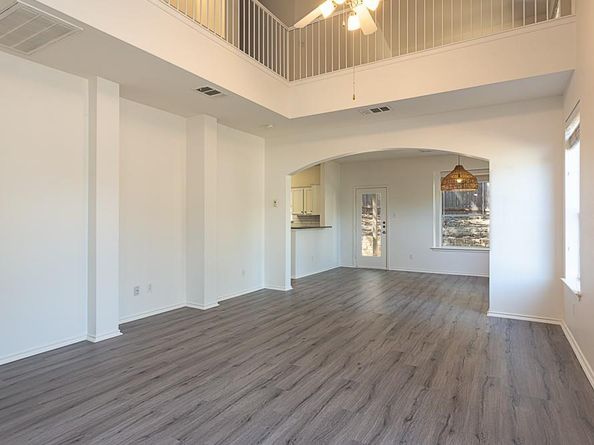 10215 Maydelle DR 271, Austin TX 78748