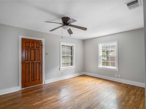 5213 Leralynn ST, Austin TX 78751