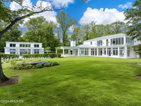 8 Fox Run Lane, Greenwich CT 06831