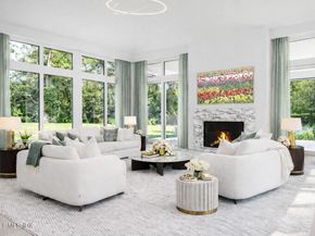 8 Fox Run Lane, Greenwich CT 06831