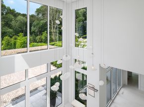 8 Fox Run Lane, Greenwich CT 06831