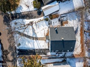 17 Maple Drive, Old Greenwich CT 06870