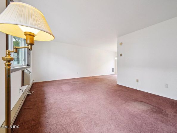 69 Maple Tree Avenue 4, Stamford CT 06906