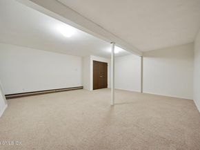 69 Maple Tree Avenue 4, Stamford CT 06906