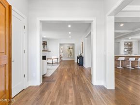 8 Park Avenue, Old Greenwich CT 06870