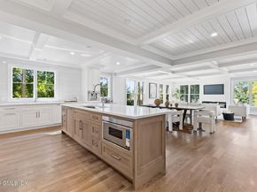8 Park Avenue, Old Greenwich CT 06870