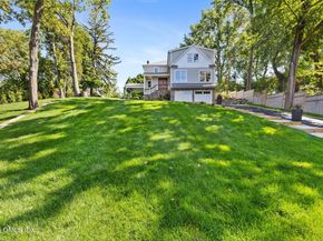 8 Park Avenue, Old Greenwich CT 06870