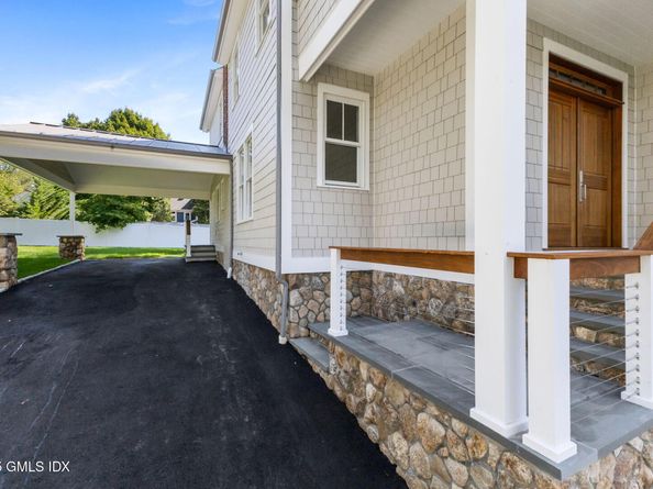 8 Park Avenue, Old Greenwich CT 06870