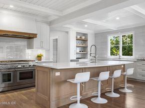 8 Park Avenue, Old Greenwich CT 06870