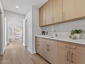 8 Park Avenue, Old Greenwich CT 06870