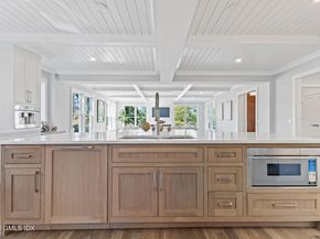 8 Park Avenue, Old Greenwich CT 06870