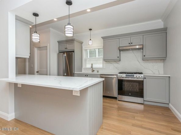 347 Delavan Avenue, Greenwich CT 06830
