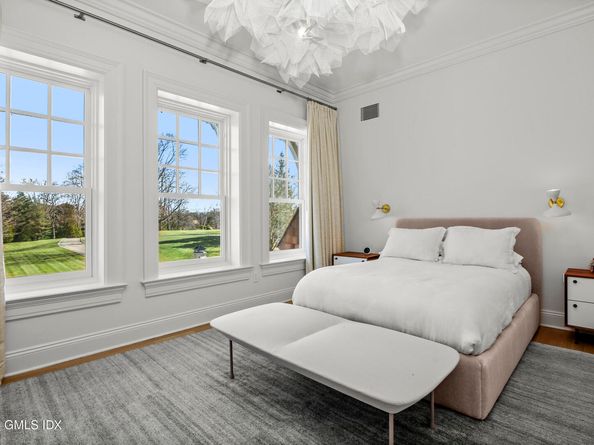 65 Upper Cross Road, Greenwich CT 06831