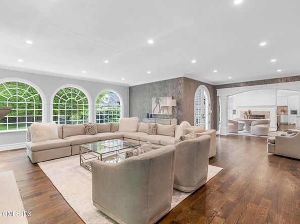 34 Carrington Drive, Greenwich CT 06831