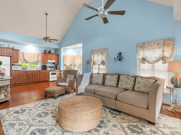 34 Carrington Drive, Greenwich CT 06831