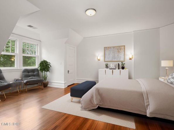14 Meadow Drive, Greenwich CT 06831