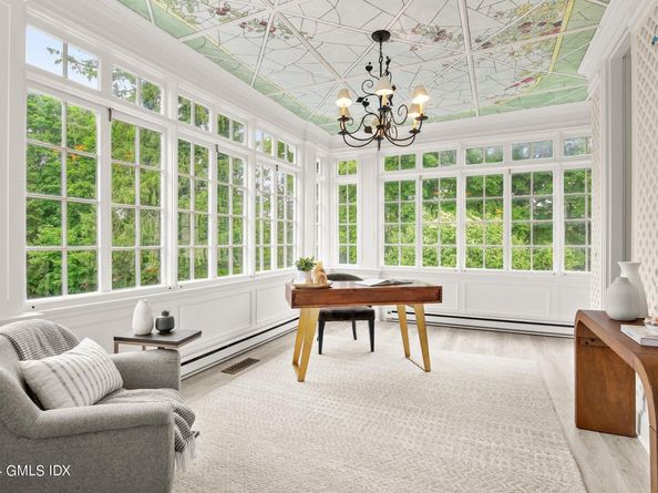 14 Meadow Drive, Greenwich CT 06831