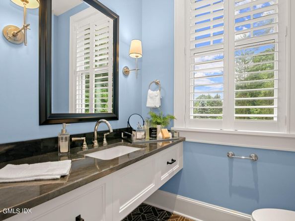 14 Meadow Drive, Greenwich CT 06831
