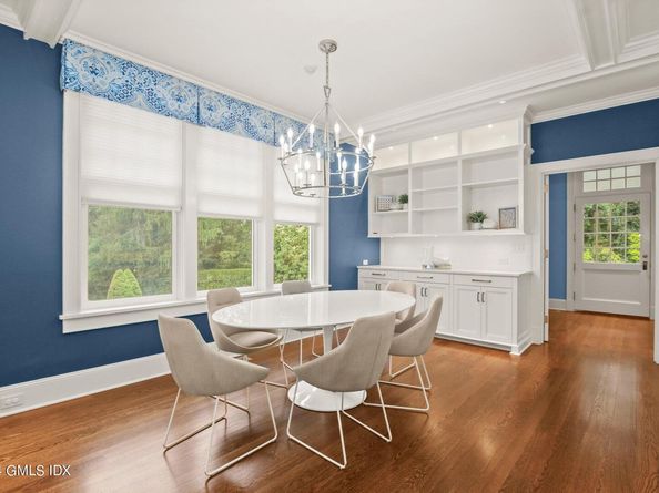 14 Meadow Drive, Greenwich CT 06831