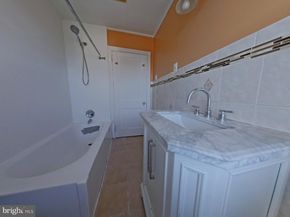 921 Serrill Avenue, Lansdowne PA 19050