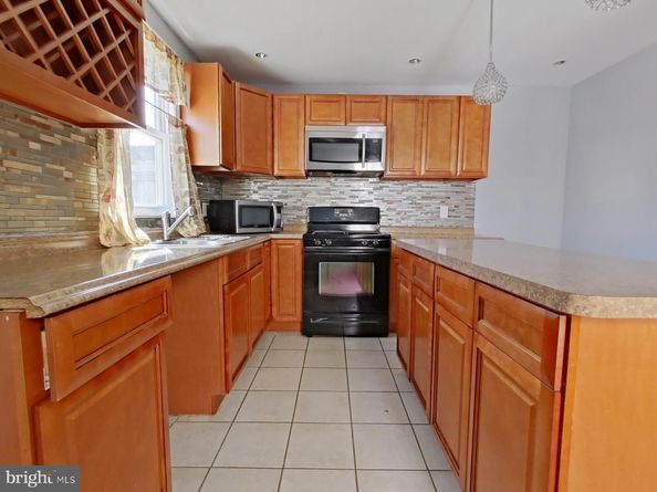 921 Serrill Avenue, Lansdowne PA 19050