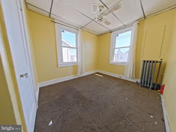 921 Serrill Avenue, Lansdowne PA 19050