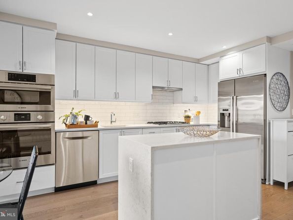 925 N Fairfax Street 406, Alexandria VA 22314