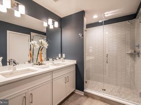 3011 Vice Admiral Way 23F, Philadelphia PA 19125