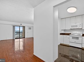 200 N Pickett Street N 1513, Alexandria VA 22304