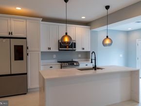 706 NW Longfellow Street NW, Washington DC 20011