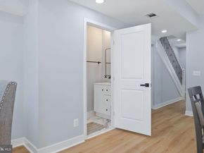 706 NW Longfellow Street NW, Washington DC 20011