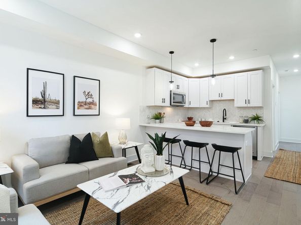 407 W Oxford Street A, Philadelphia PA 19122