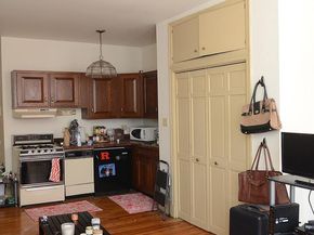 2408 Spruce Street, Philadelphia PA 19103