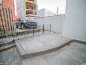 2408 Spruce Street, Philadelphia PA 19103