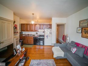 2408 Spruce Street, Philadelphia PA 19103